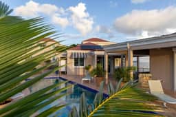 The Pointe at Secret Harbour - Image 4