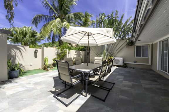 Pineapple Village 3208 - Image 1