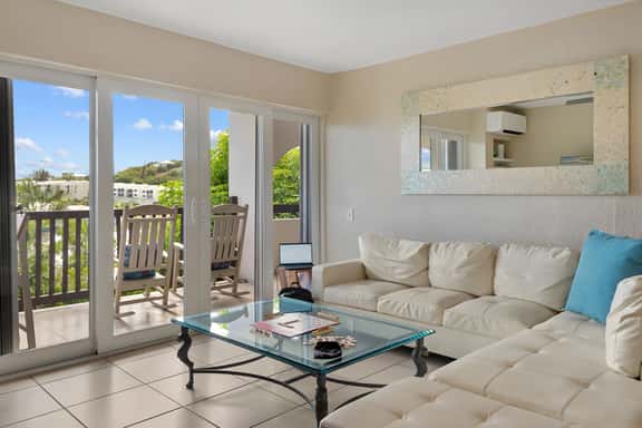 Cowpet Bay Escape (21TaraWay) - Image 1