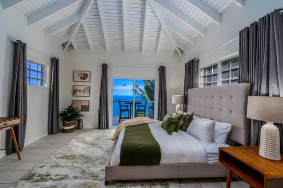 Island Paradise Getaway - Image 5