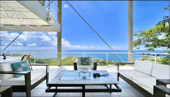 The Glass House - Image 3