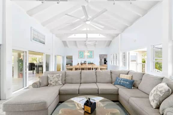 Isla Vista Estate - 5BR - Image 3